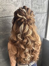 ヘアセット ナゴヤ ラビット(hair set NAGOYA RABBIT) ハーフアップ