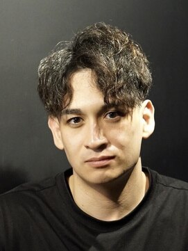 銀座 シノ 灯(shino HANARE) ツイストスパイラルパーマ