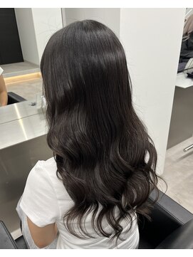 ラピステン 福岡天神 大名店(Lapis) 【1本￥198】学生必見/プチプラエクステ100本つけても2万円以内！