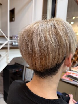 コアフィールフィス(COIFFURE fils) 新規お得クーポンあり【見附　今町】メンズハイトーンヘア