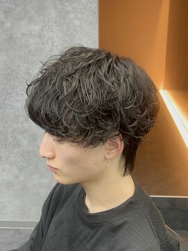 ゼノ 海老名(XENO) シャドウパーマラウンドマッシュフェザーパーマメンズパーマ眉毛