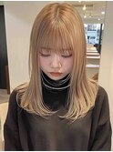 ブリーチ/イメチェン/ホワイトブロンド/外ハネボブ/美髪