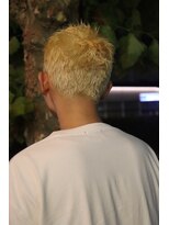 スカイマスターバーバー 渋谷(SKY MASTER BARBER)&nbsp;ハイトーンおしゃれボウズ[渋谷/理容室/フェード/ブリーチ]
