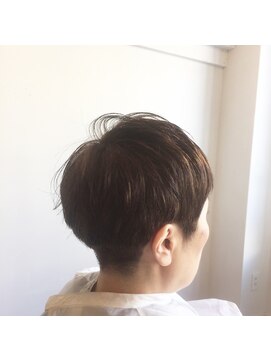 カタチヘアー(HAIR) 。。。。。。。。。。。。。。。。。。。。。。。。。。ショート