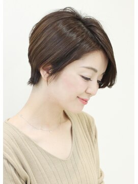 ラグエル(RAGUEL) えり足すっきり 大人かわいいショートヘア