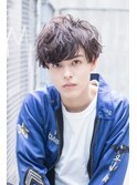 ビジネスマンに人気！　くせ毛風パーマ×フェザーマッシュ