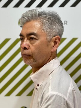 バーバーバー 四谷(BARBER-BAR) 大人の刈り上げスタイル