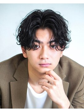 オーシャントーキョー シブヤジンナン(OCEAN TOKYO shibuya JINNAN) ツーブロック波巻きセンターパート