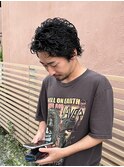 大人男性メンズカット刈り上げないくるくるパーマスタイル