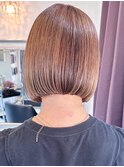 20代30代大人可愛いハイライト艶感アッシュブラウン大人ボブ