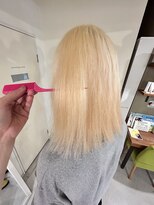 ロカリタ キョウト 四条大宮店(ROCAReTA kyoto) ホワイトブロンド