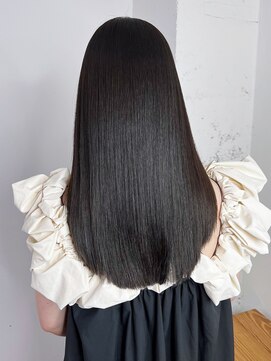 アイティー バイ アルバム 中野店(IT by ALBUM) 黒髪透明感カラーネビージュウルフレイヤーロング_ba530691