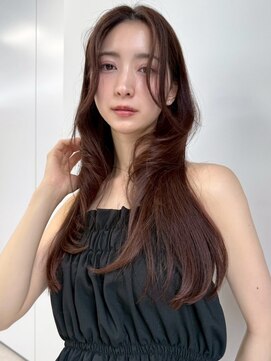 ヴェイン 渋谷(vain) 顔周りレイヤー ピンクブラウン 韓国 髪質改善トリートメント