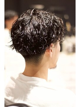 キングスマントーキョー 立川店(KINGSMAN TOKYO) 波巻きパーマ