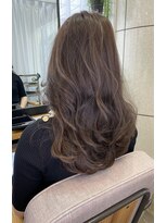 カシー(Casii)&nbsp;【30代・40代ヘア】レイヤーカット・ミルクティーグレージュ