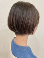 ユニ バイ マグ 長野店(Uni.by Mag)&nbsp;20代30代ショートボブアッシュブラウン小顔美肌ストレート丸み