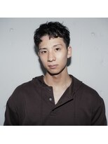 ウェルネス(Wellness) メンズカットスパイキーショートピンパーマニュアンスパーマ