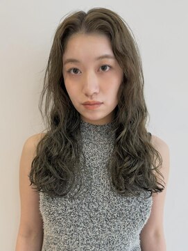 バロンフェム(baLon.fem) 【stylist 本田愛】ミディロング＋オリーブカラー