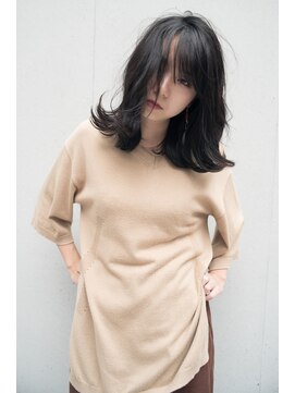 カータヘアルム(karta hair rum) 【karta】オトナ女性のためのウルフテイストなミディアム