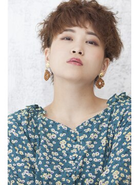 カーティス ヘアサロン(Kurtis HAIR SALON) ショートのパーマスタイル