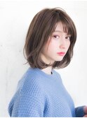 アッシュベージュ　流しバング