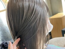 【脱・真っ黒白髪染め】独自のレシピで限界の明るい白髪染めも◎