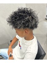 キンタロウセカンド(KINTARO2)&nbsp;ツイストパーマとハイライト