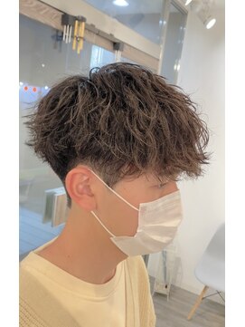 ノア(Noah) 波巻きパーマ/スパイラルパーマ/メンズサロン/メンズカット/眉毛