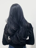 ノイズ エコル(Hair&Make NOISM ekolu )&nbsp;ブルーブラックトリートメント前髪カットブリーチインナーカラー