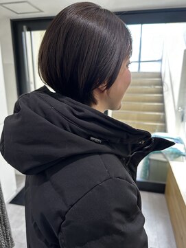 オーシャン(Ocean) ［Ocean Hair&Life 水田］20、30代おすすめ☆丸みショートボブ