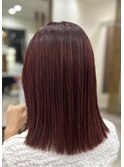 日本人の肌が良く映えるカシスバイオレットカラー