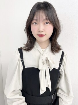 シー(shii..) 《shii../大黒》#シースルーバング#おくれ毛