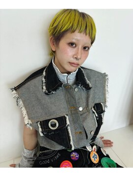 レコ 渋谷(LECO) ライムイエローベリーショート