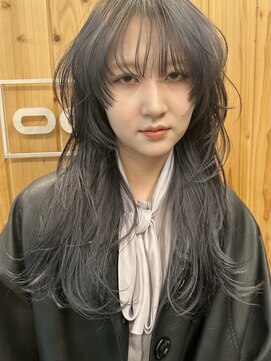 オアシス(oasis) 【oasisオグラ】マッシュウルフハイレイヤーロンググレージュ