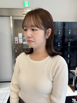 チャンネル(channel) 切りっぱなし外ハネ