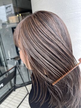 サーカス(circus) ローライト×ホワイトベージュカラー☆