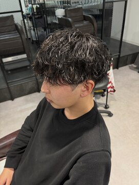 カルロイースタイル(CARLO e-style) 波巻きスパイラルパーマ