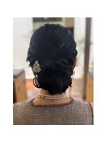 ヘアー ラルゴ(HAIR LARGO)&nbsp;結婚式やお呼ばれにおすすめのヘアセット