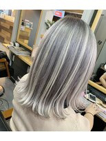 ラピス 千葉(Lapis)&nbsp;【Lapis 千葉】ホワイトシルバーメッシュ