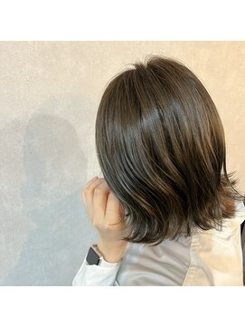 シアン(CYAN) #10代#20代#グレージュ#オリーブベージュ#透け感#髪質改善