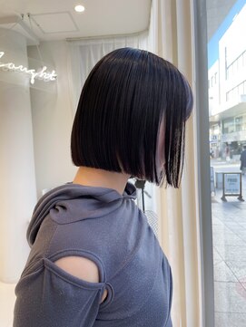 ハイブ 金沢(Hive) パツッとボブ　あごラインタッセルボブ