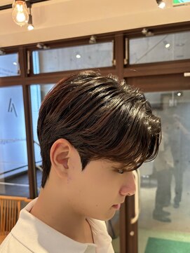 アルム オモテサンドウ(ALLM omotesando) 韓国風ダウンパーマ　韓国ヘア　メンズ　原宿　表参道