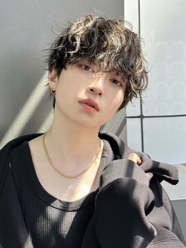 キュー 銀座(cue) ツイストスパイラルパーマの無造作マッシュ