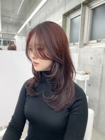 エヌアイ オモテサンドウ(ni omotesando)&nbsp;韓国スタイル♪こだわりのレイヤーカット/レッドカラー　上野