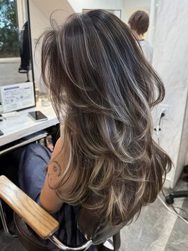 ディモアンド 表参道(Dimo&) ハイライト/黒髪カタログ/クラゲヘアー/オリーブグレー