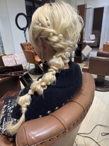 アンティカ(ANTICA)&nbsp;サイド編みおろしヘア