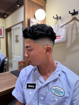 フォーコーナーズ(Four Corners) 宮城パーマ、極道パーマ、オールバックパーマ