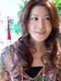 デラクスラム ザ ヘアー(DeluxLam the hair) 司会や、手話も得意な、先生です。(1年前)