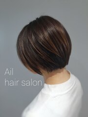 Ail style フェミニンショートボブスタイル