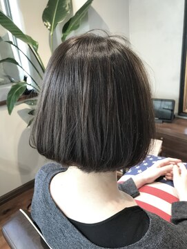 リバレッジ 広尾(Leverage) 大人とろみグレージュボブ